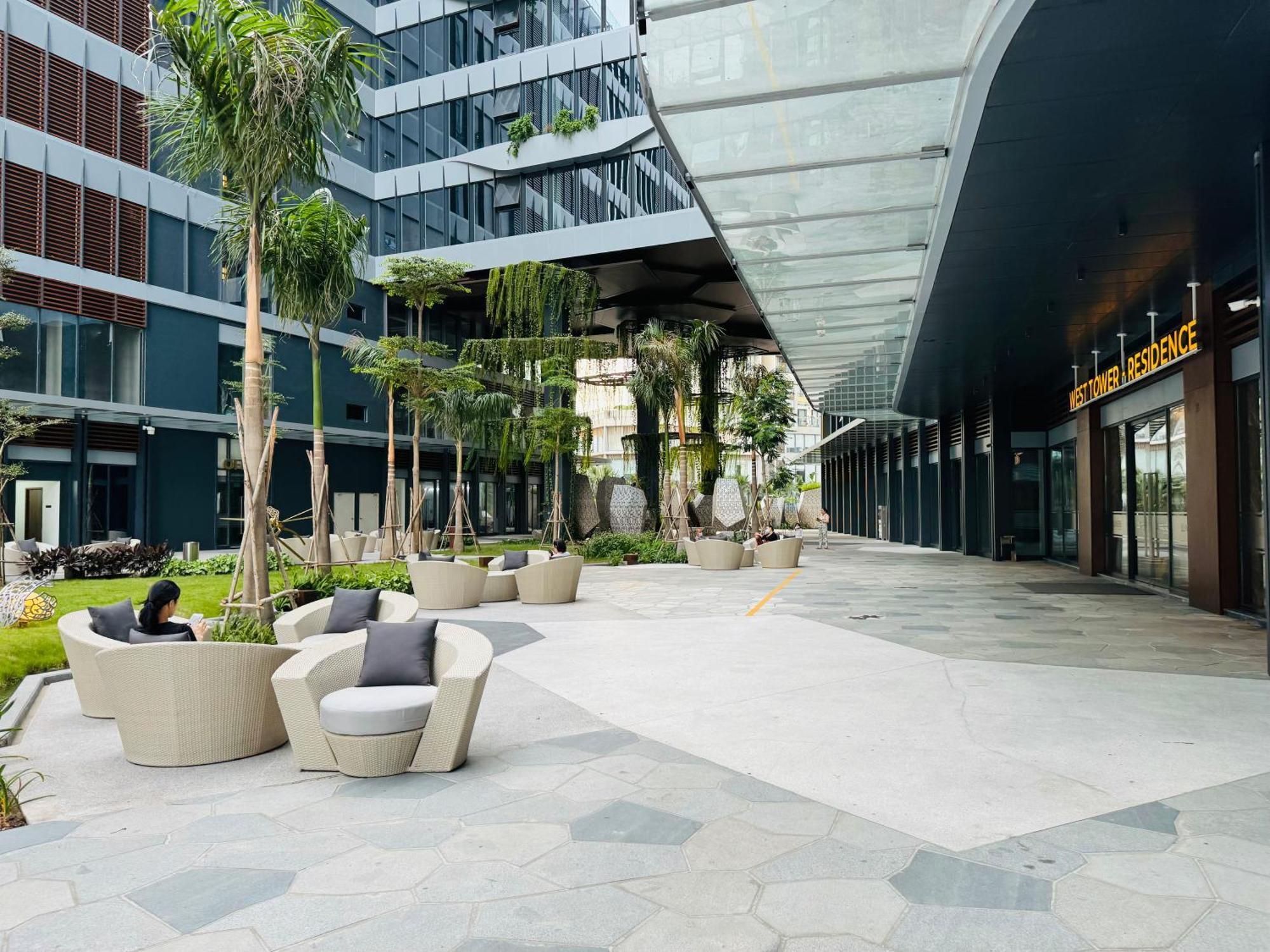 Lumiere Riverside Condotel In Hcmc Ho Chi Minh City Exterior photo