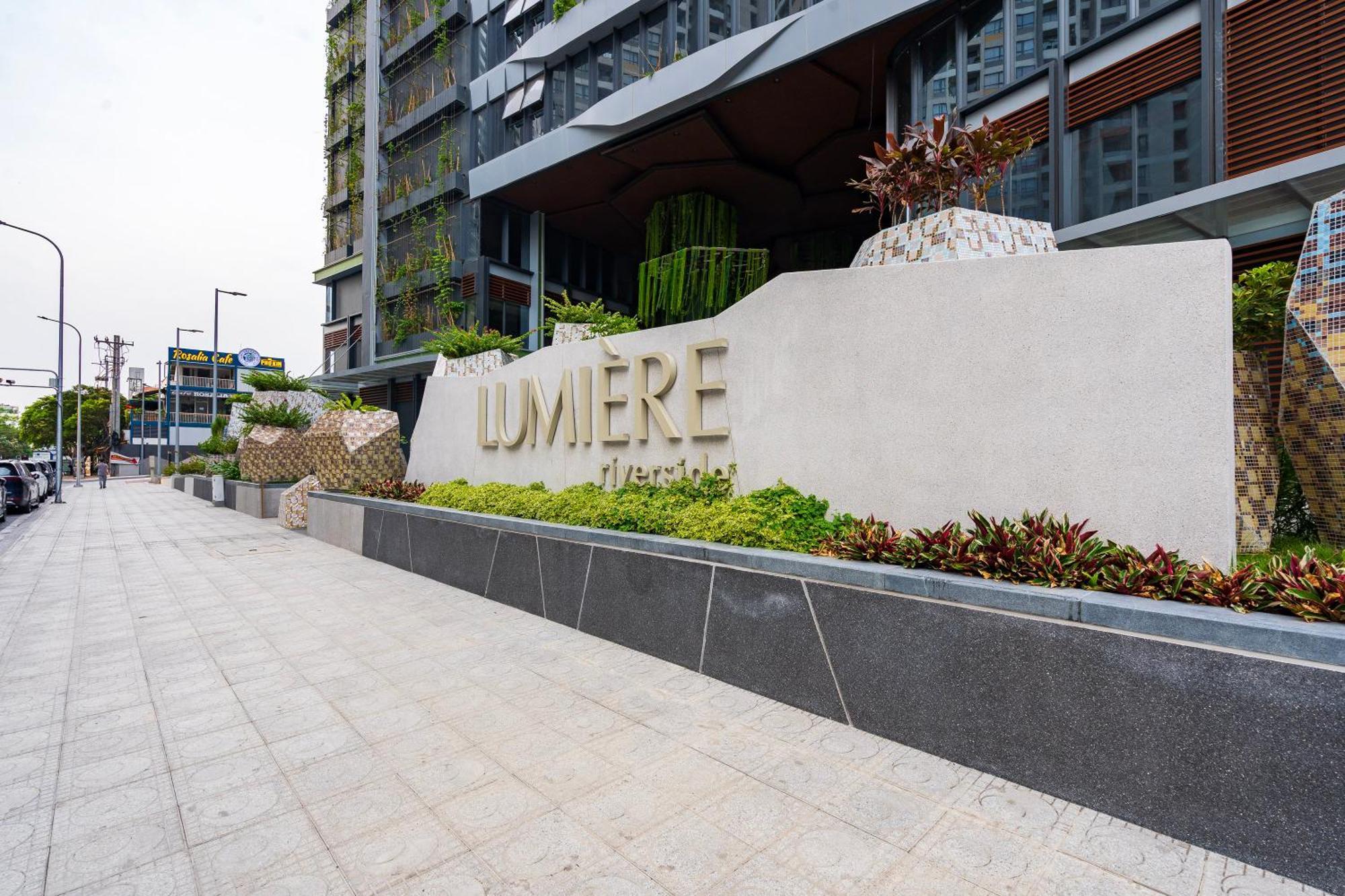 Lumiere Riverside Condotel In Hcmc Ho Chi Minh City Exterior photo